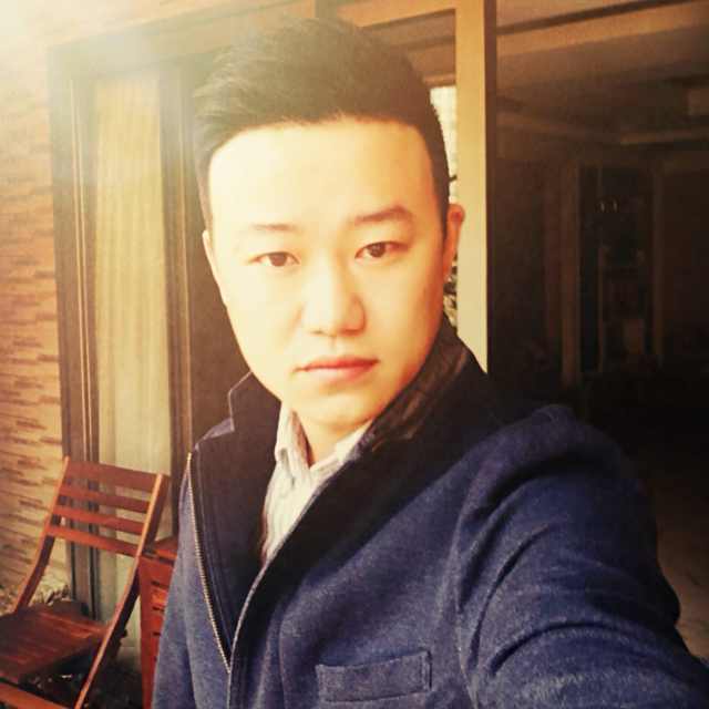 旅行诗人安安隔壁老李头像