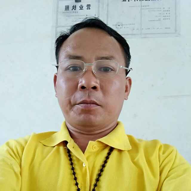 上伦人家头像