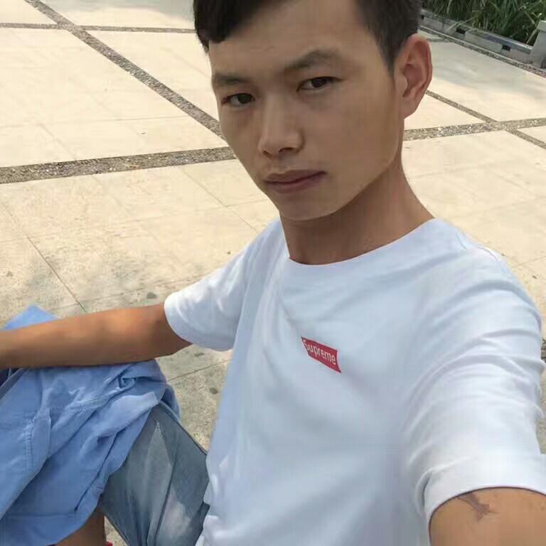 玩铜钱的老男孩头像