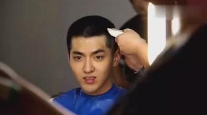 帅哥剃光头视频全过程 西瓜视频