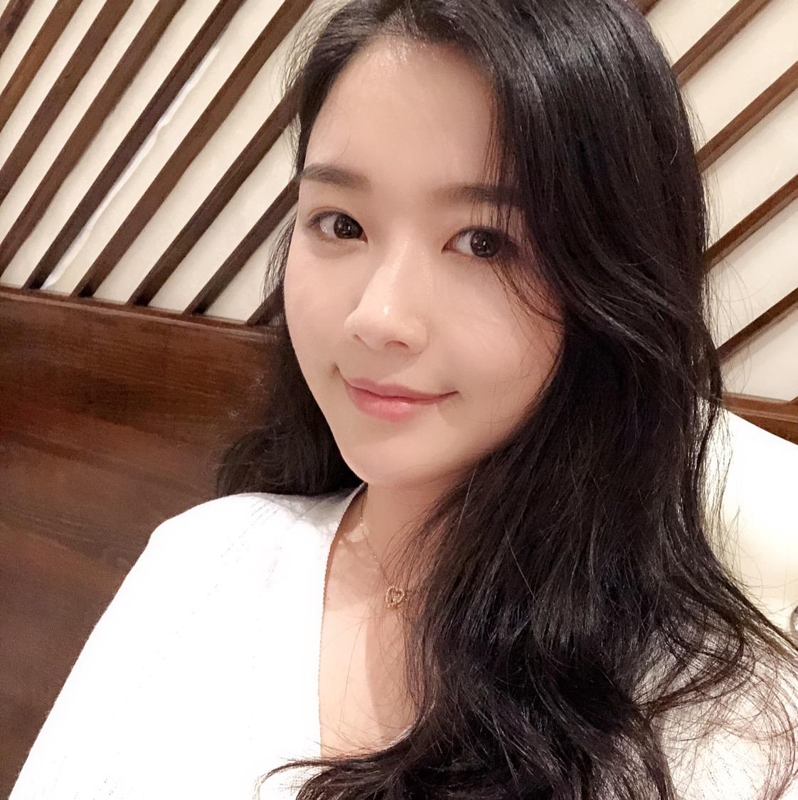 美丽的李艺恩drmeili