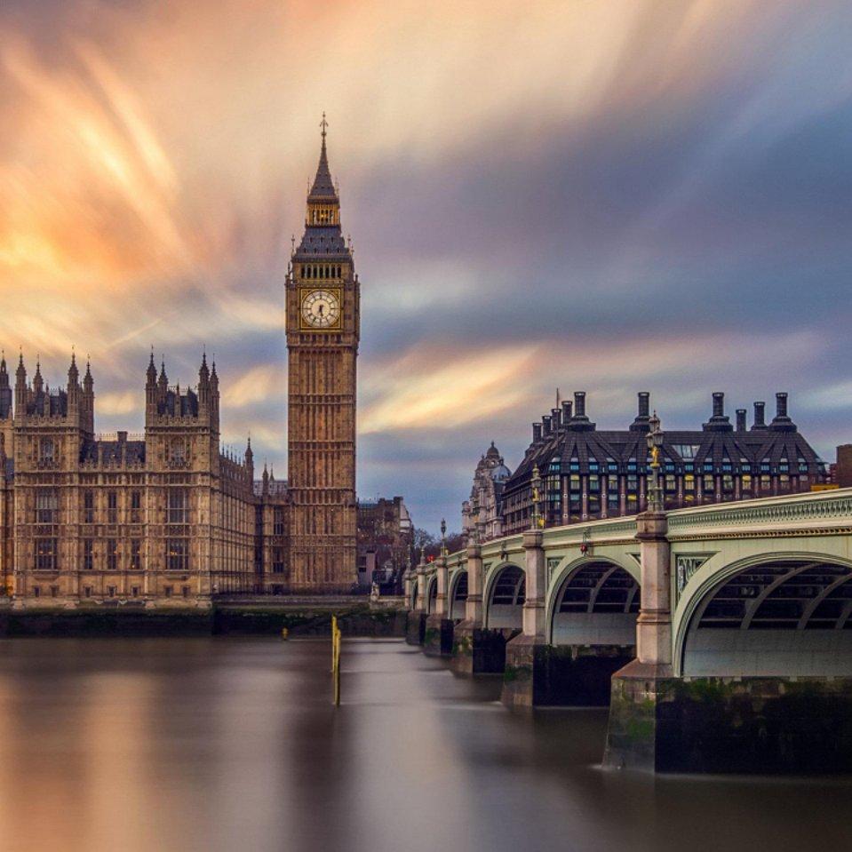 依然是你6608头像