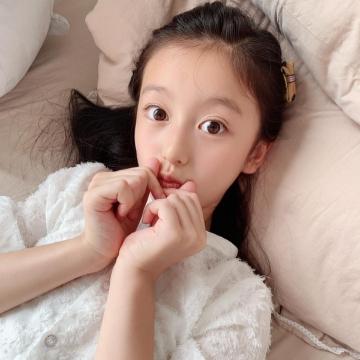 初恋女友裴佳欣头像