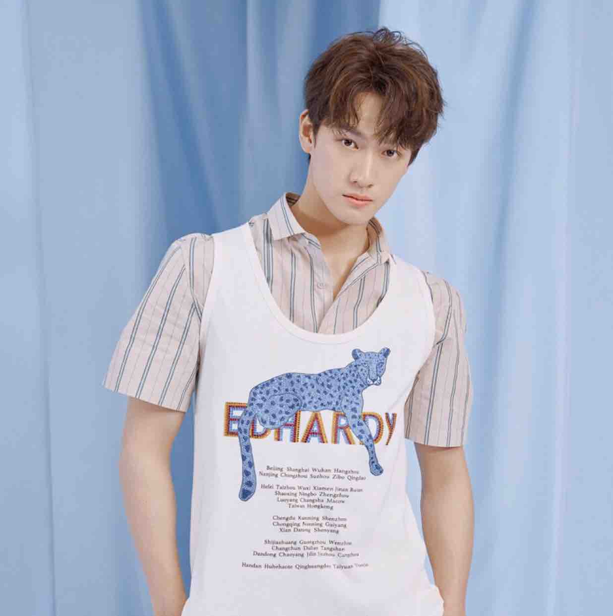 小林是李昀锐头像