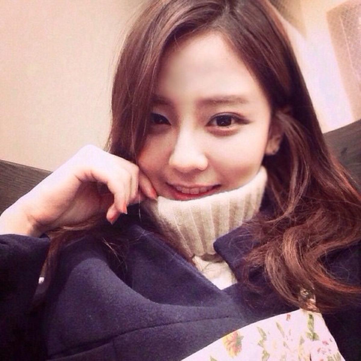 一条傻团团oo头像